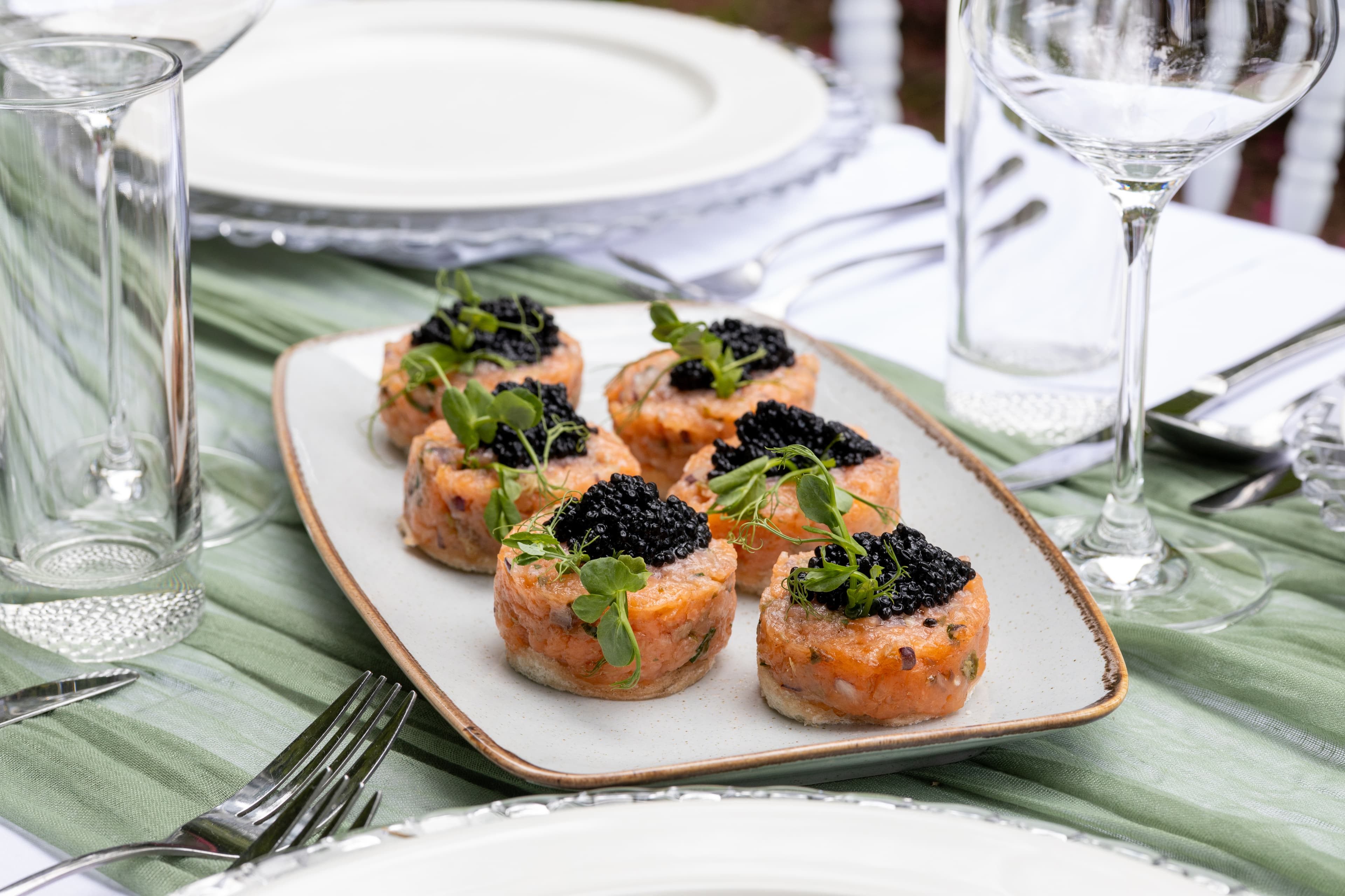 SPOTKANIA FIRMOWE Z CHARAKTEREM - Catering eventowy Warszawa